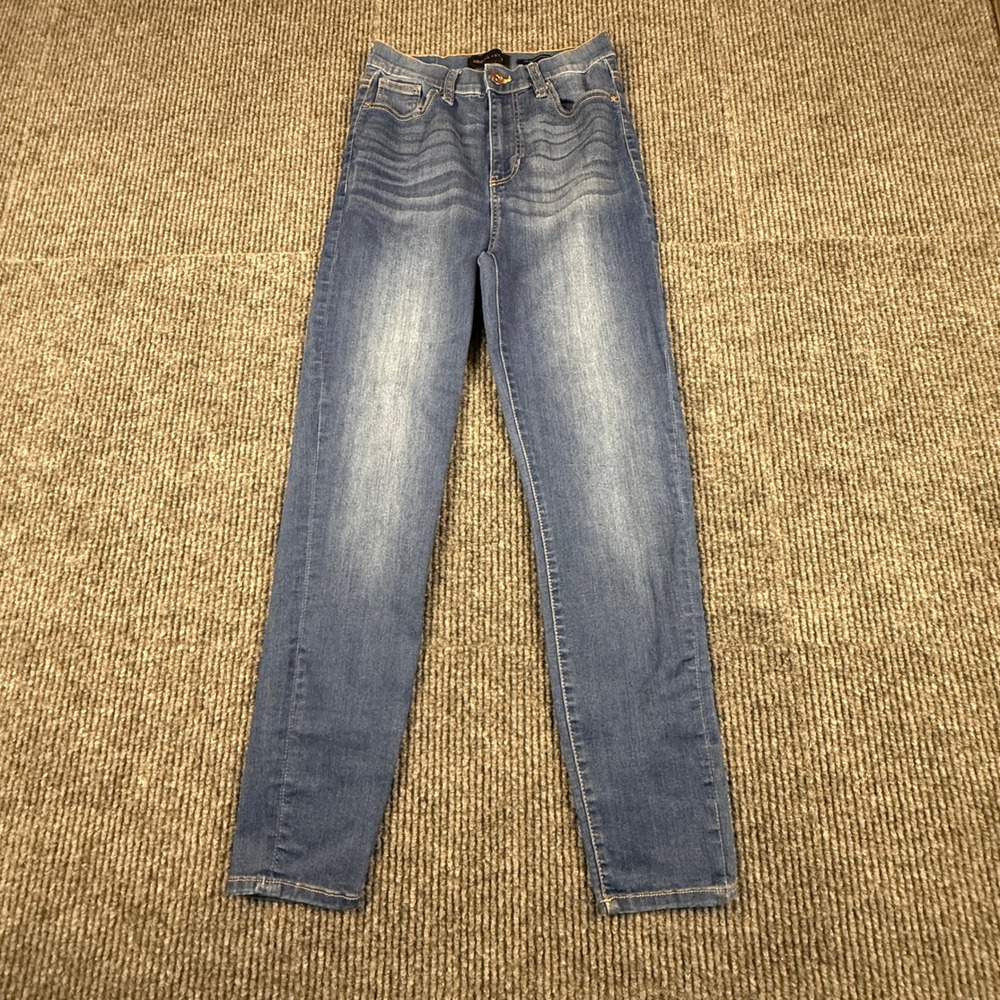 Kendall + Kylie Size 9/29 The Kontour Highrise Skinny Jeans Medium Wash Denim